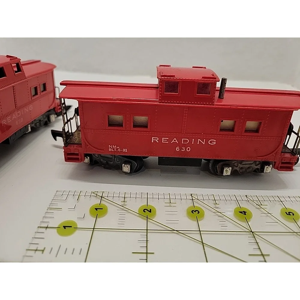 Lot of 3 American Flyer S 630 Reading Red Illuminated Caboose Train Cars